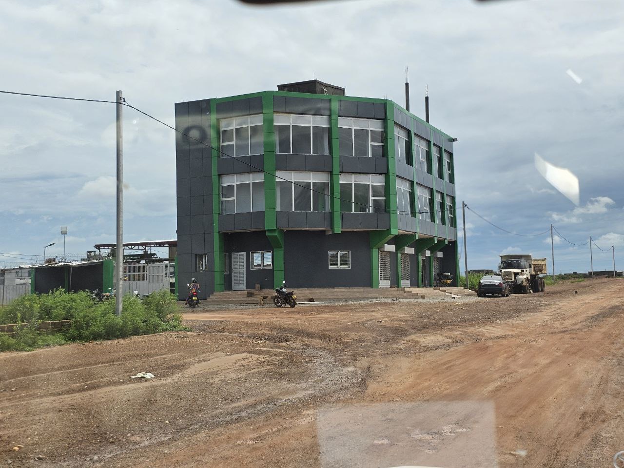 Immeuble R+2 terminé